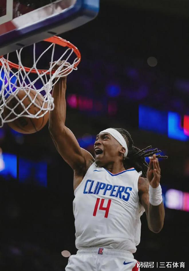 快船碾压76人，胡金秋刷新纪录