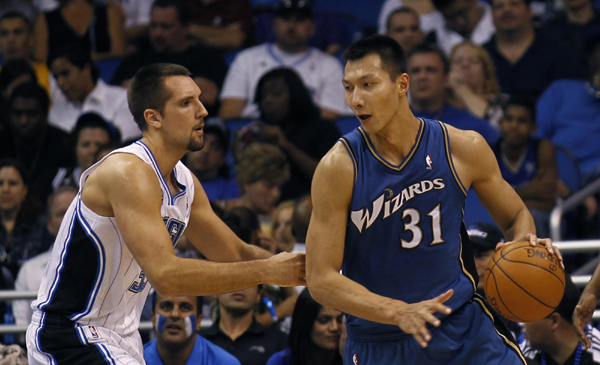 魔术完胜山西队,易建联扛起全队 魔术完胜山西队,易建联扛起全队