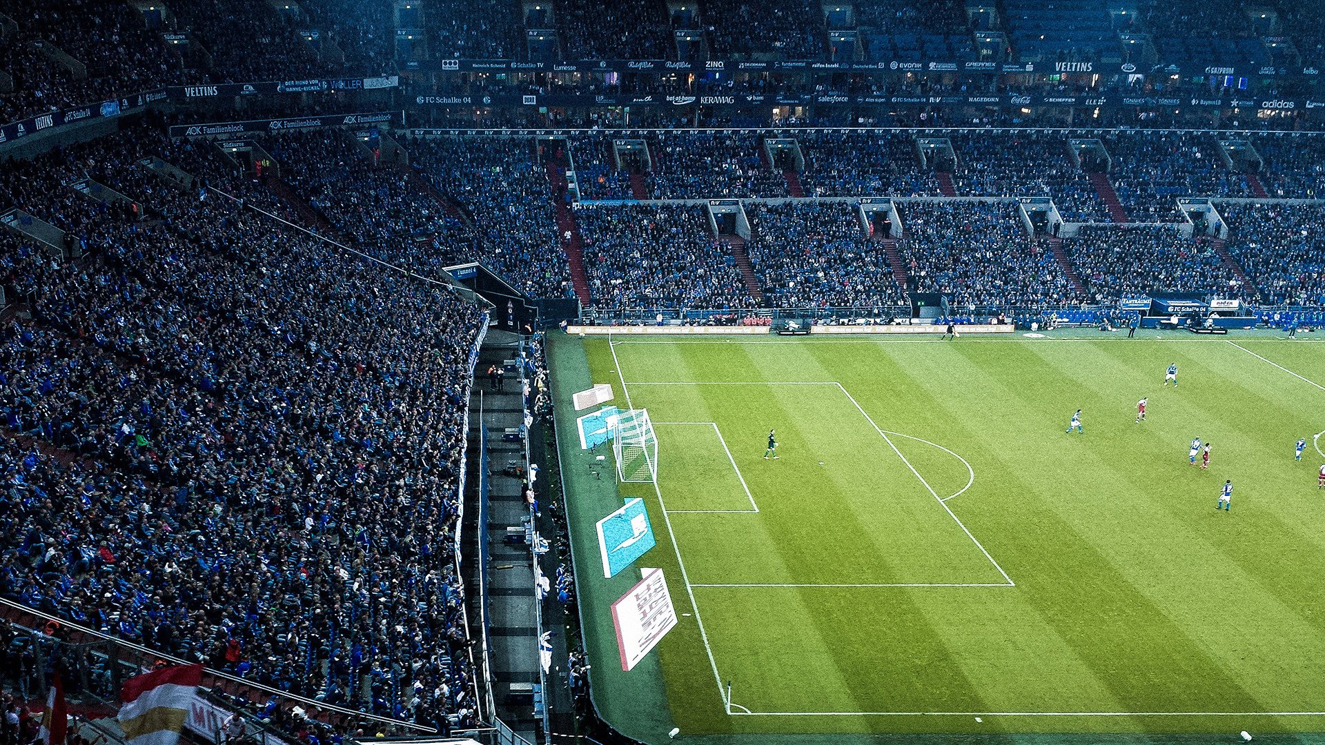 当末节之王遇见沙漠雄鹰，萨拉赫的接管时刻与沙特足球的启示